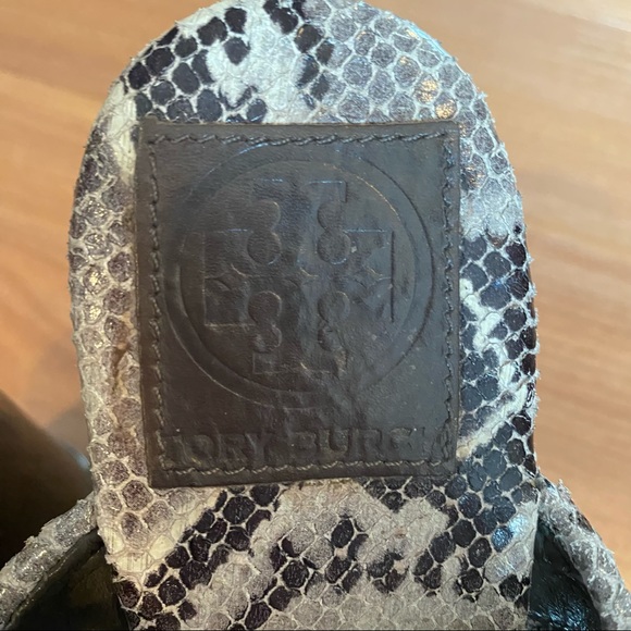 Tory Burch Strappy Sandals - Picture 4 of 9